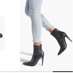 Black crocodile print booties with stiletto heel size 8